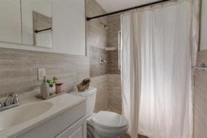 Building Photo - 2500 NE 16th Ave