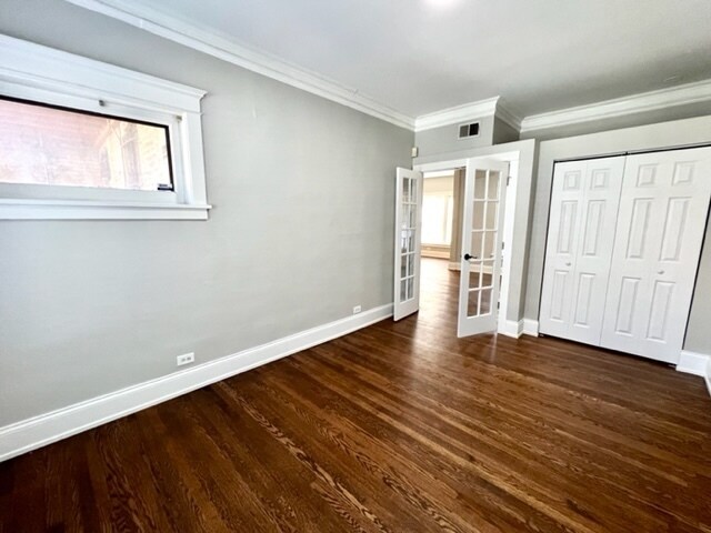Building Photo - 2112 W North Ave