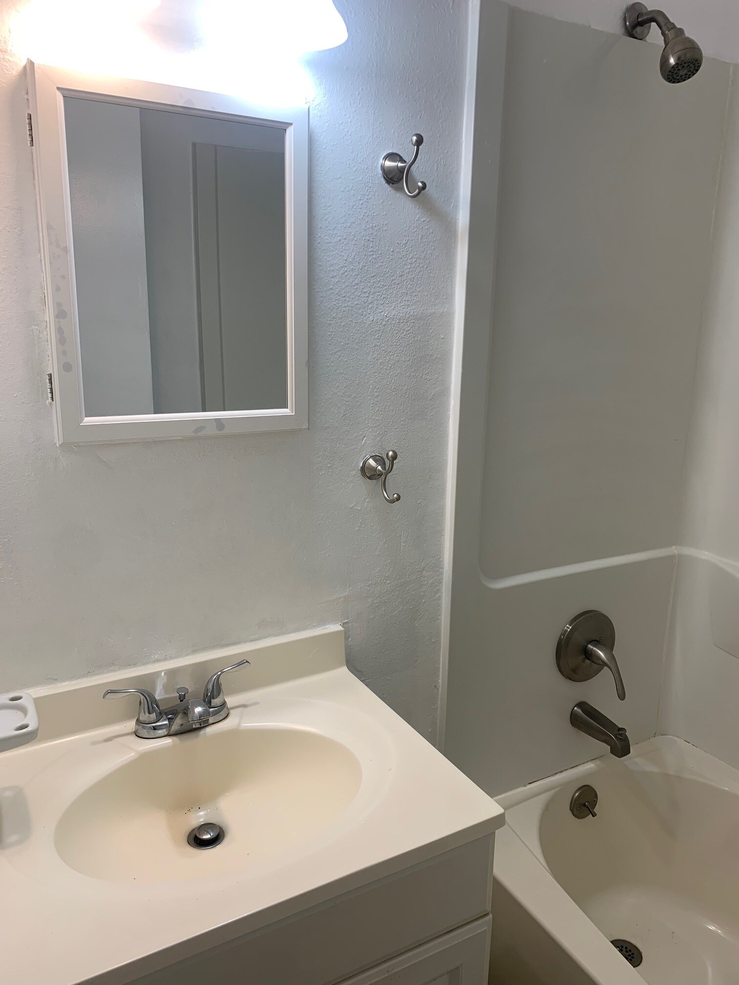 Building Photo - 2410 S San Gully Rd