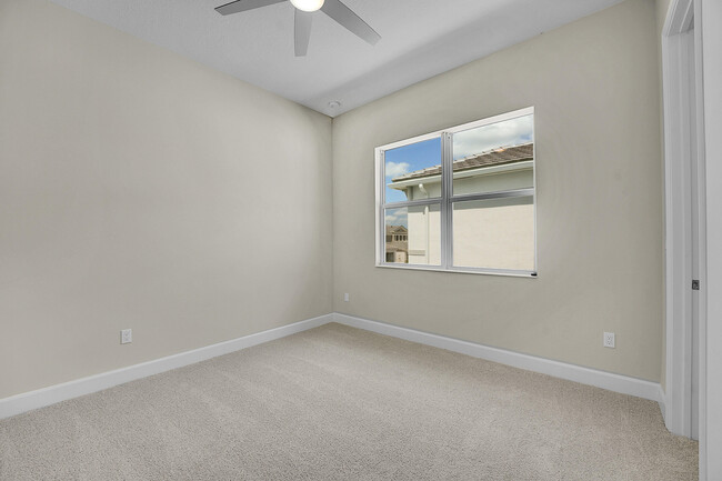 Building Photo - 14058 Spruce Pne Dr