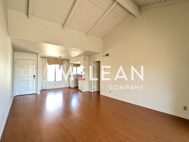 Building Photo - Amazing One Bedroom in South Palm Springs