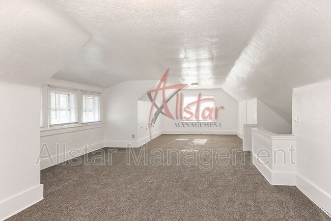 Building Photo - 458 Hillwood Dr