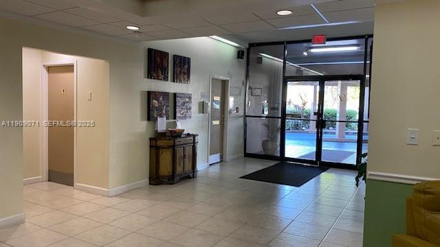 Building Photo - 1100 St Charles Pl