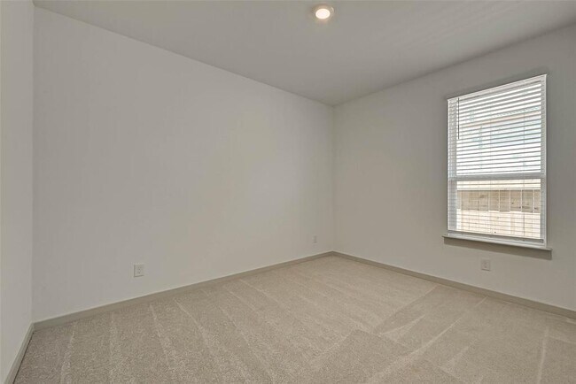 Building Photo - 28451 Hazel Trl