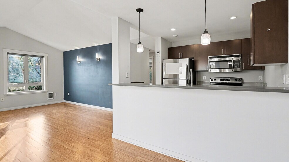 Building Photo - 15152 NE 82nd St