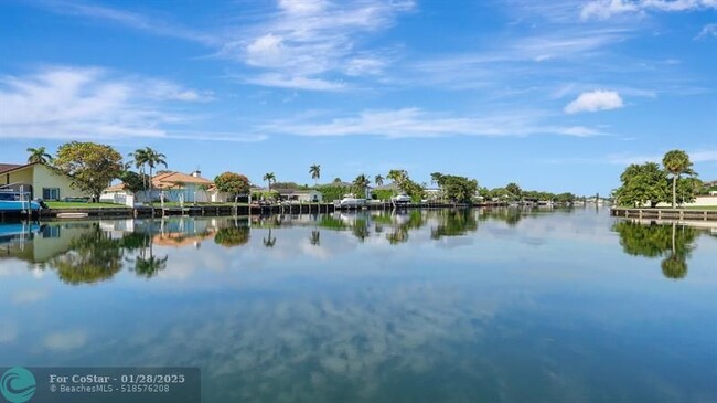 Building Photo - 1901 Atlantic Shores Blvd