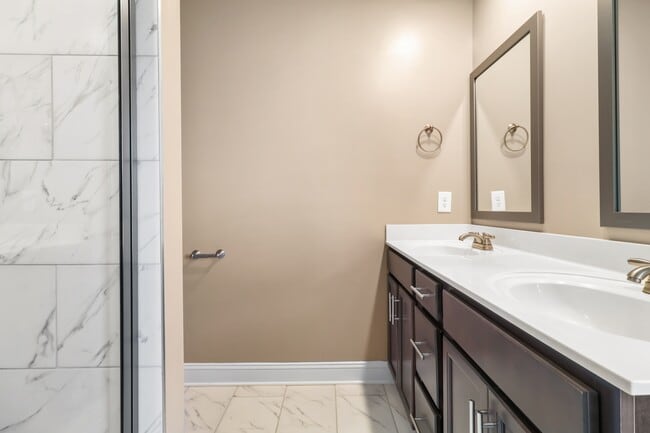 Building Photo - 513 Burgess CT