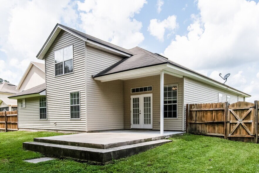 Building Photo - 3066 White Heron Trail