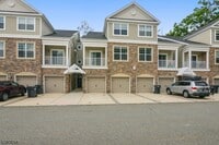 Building Photo - 506 Waterview Ct