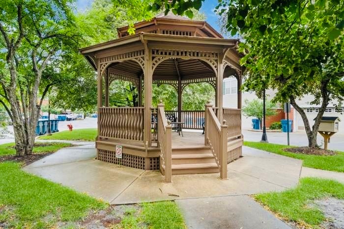 Building Photo - 3817 N Milwaukee Ave