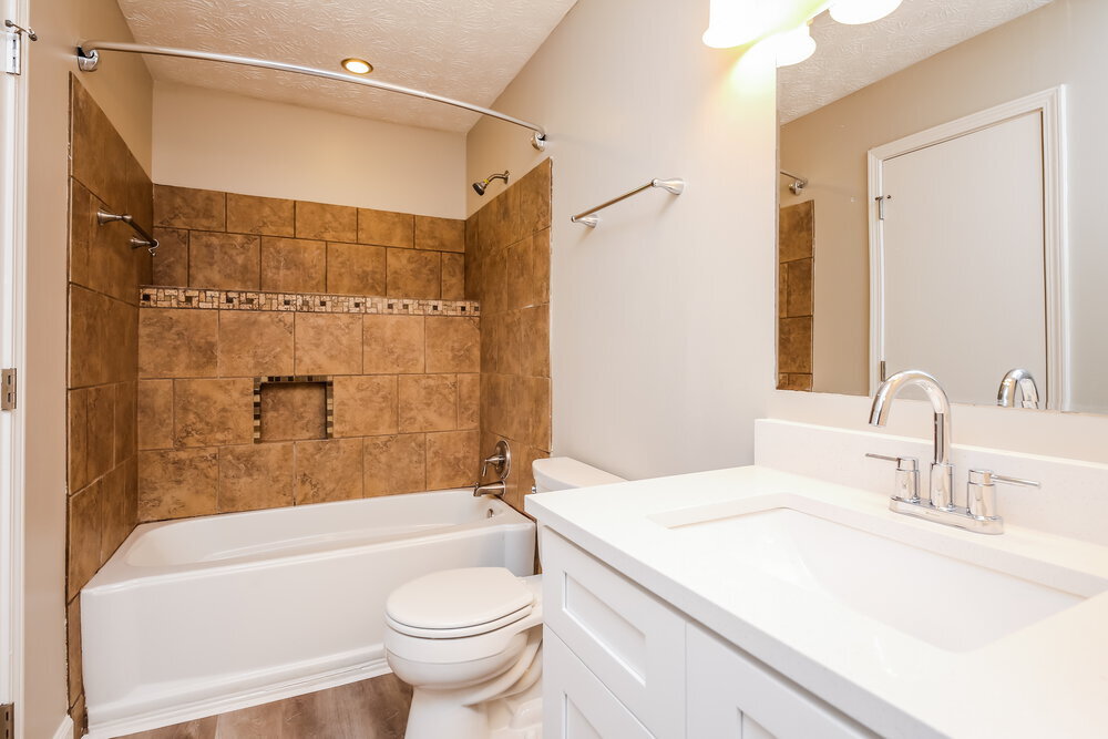 Building Photo - 5375 Olde Mill Dr NE