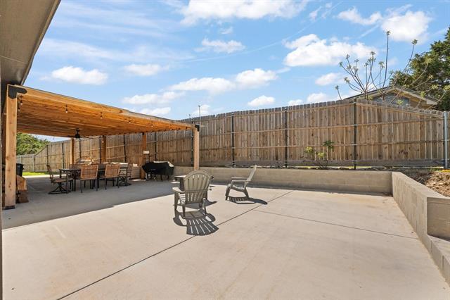 Building Photo - 2612 Dove Trail