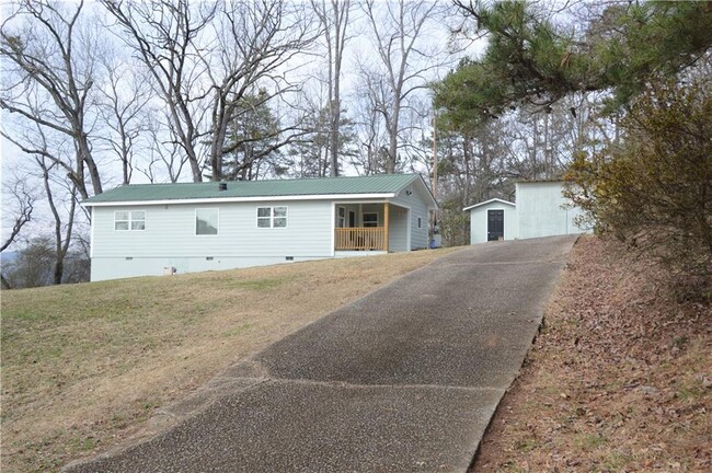 Building Photo - 3227 Hilltop Cir