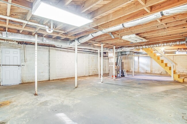 Building Photo - 3693 Larkspur Terrace