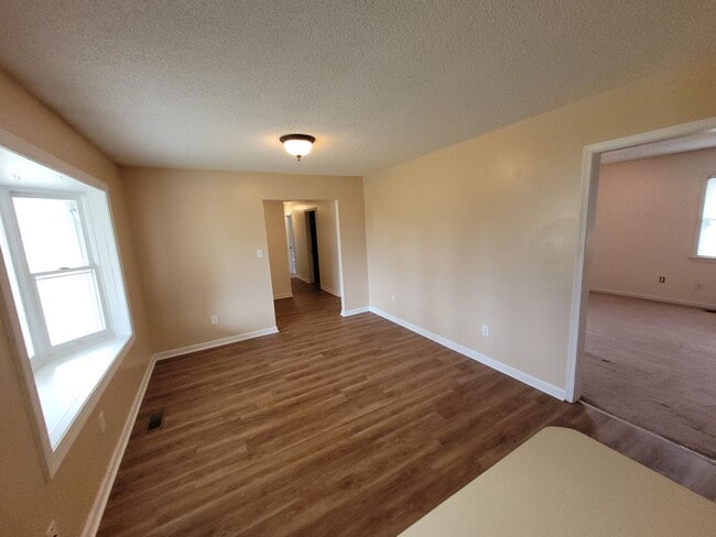 Building Photo - Available Soon! Country Living only Minutes to US 17