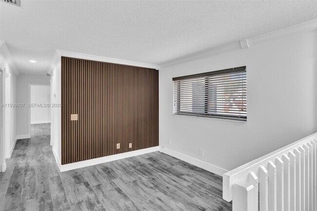 Building Photo - 17532 NW 61st Ct N