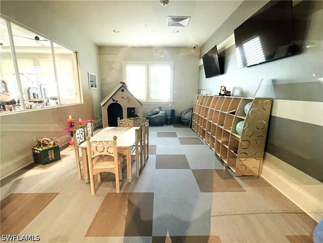 Building Photo - 14065 Winding Cedar Wy