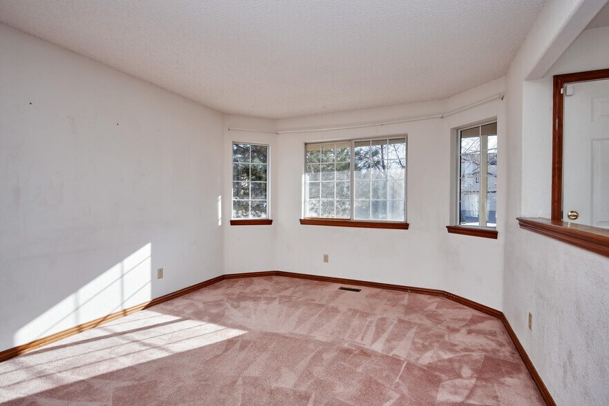 Building Photo - 3323 S Andes St