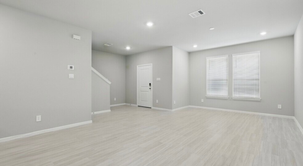 Building Photo - 3148 Strawberry Farm Ln