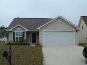 Building Photo - 25 Halyard Dr