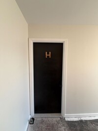 Building Photo - 2080 E 5th Ave