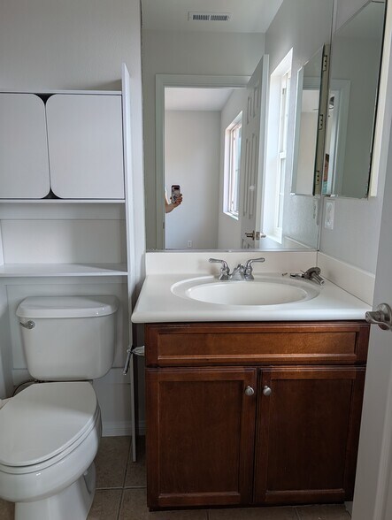 Building Photo - 1423 Abelia
