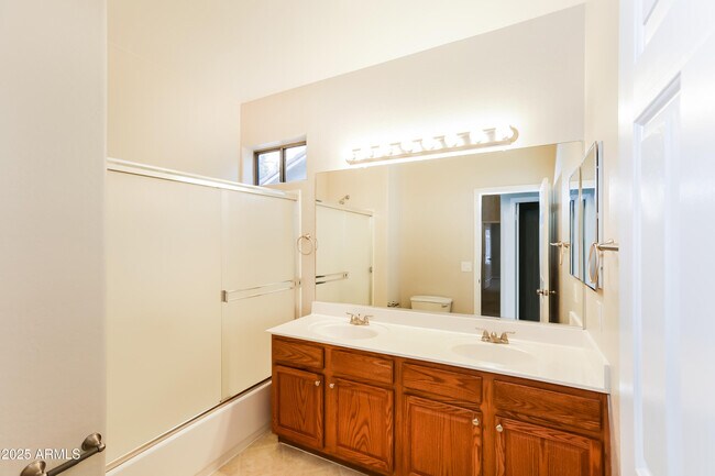 Building Photo - 12210 N 128th Dr