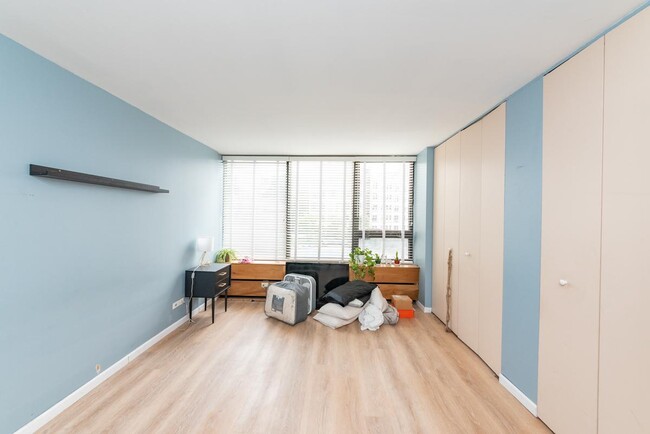 Building Photo - 1 bedroom in Chicago IL 60613