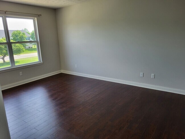 Building Photo - 3318 Lenehan Ln
