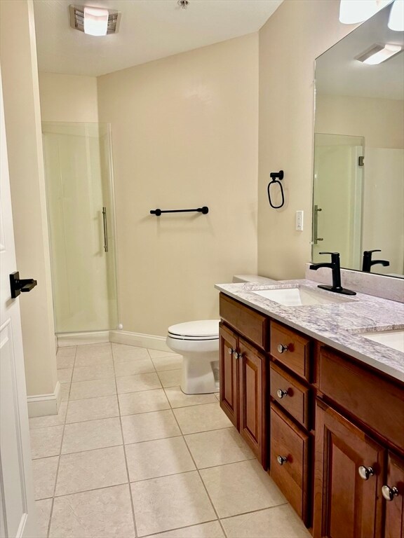 Building Photo - 5 Mission