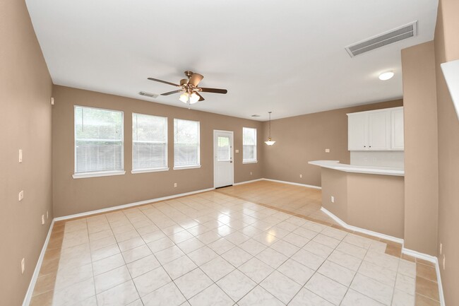 Building Photo - 6019 Pennworth Ln