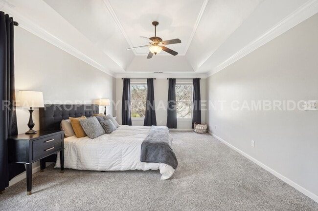 Building Photo - Living Large in Alpharetta