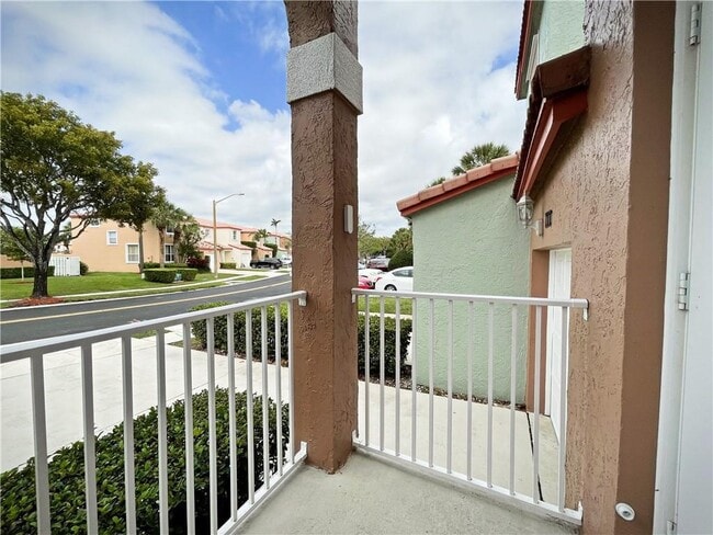 Building Photo - 777 NW 151st Ave