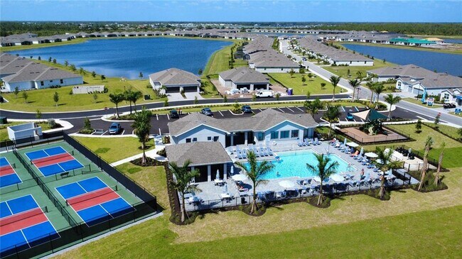 Building Photo - 8225 Shr Lk Dr