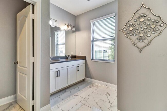 Building Photo - 1856 Napoli Dr