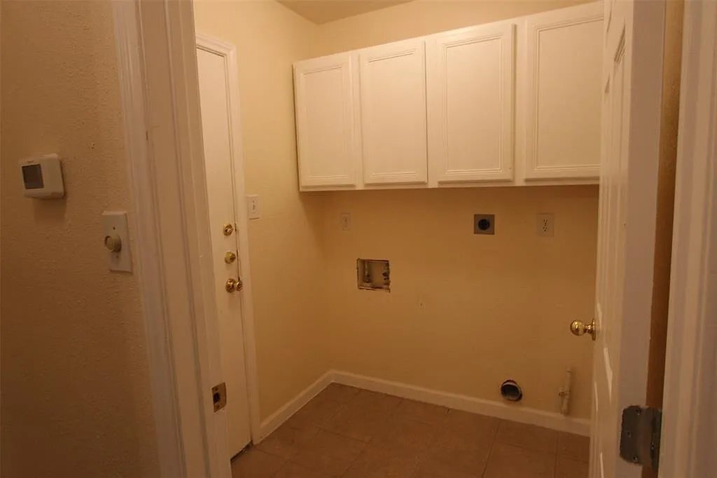 Building Photo - 22715 Bridgewater Dr