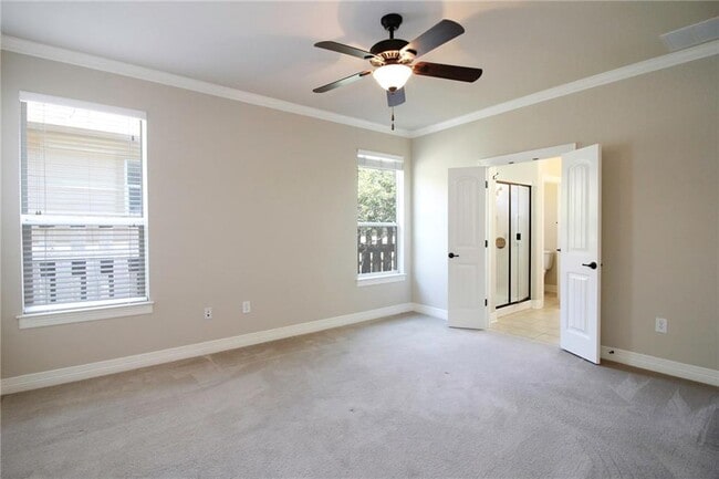 Building Photo - 4225 Threadgill St
