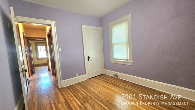 Building Photo - 3901 Standish Ave