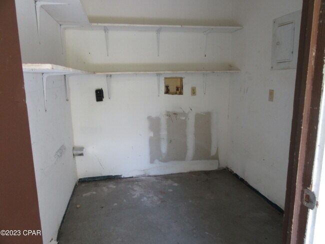 Building Photo - 5414 Manzonita Dr