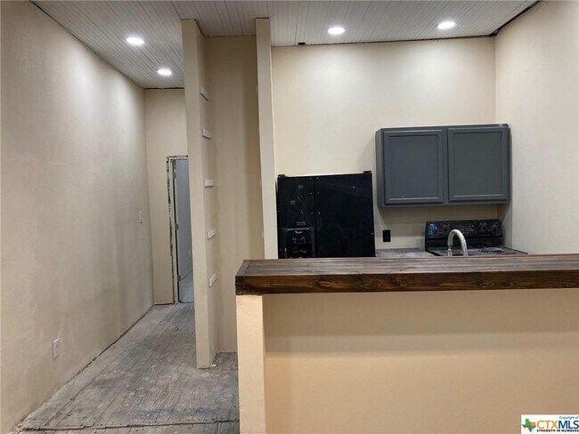 Building Photo - 1010 S 20th St