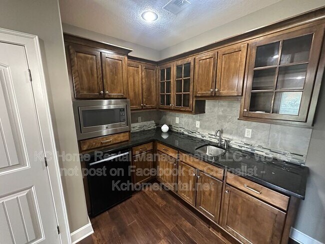 Building Photo - 4513 Sienna Ridge