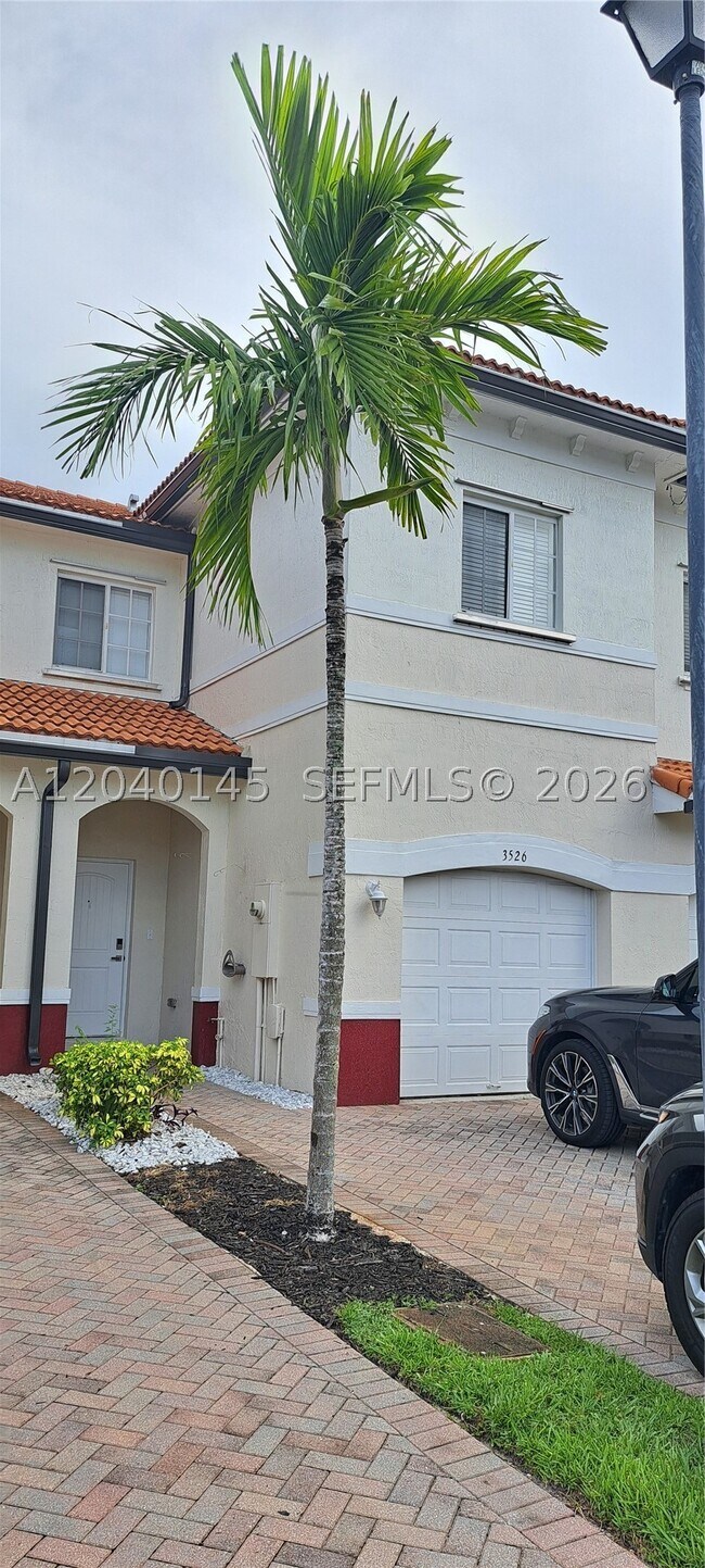 Building Photo - 3526 NW 29th Ct