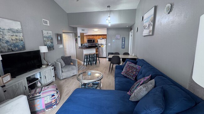 Building Photo - Still Looking for Your Winter Getaway? Ava...