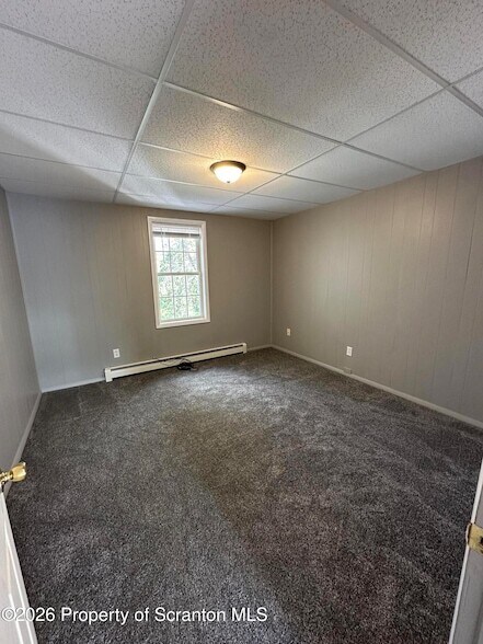 Building Photo - 148 Monroe St