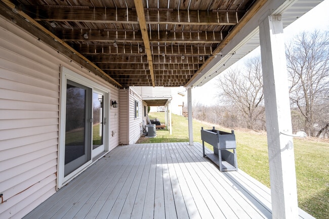 Building Photo - 6045 Covington Terrace