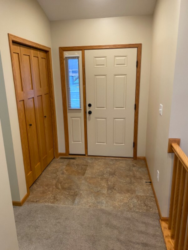 Building Photo - 4626 35 St NW