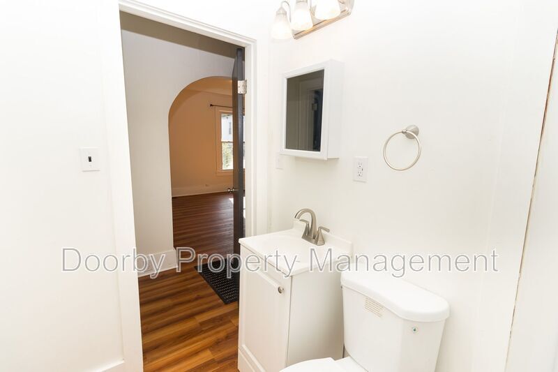 Building Photo - 2607 Andrews St