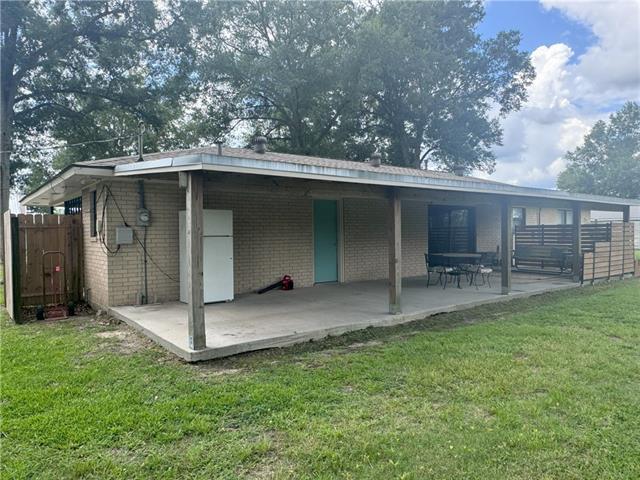 Building Photo - 208 Camellia Ave