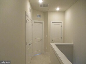 Building Photo - 3354 Provider Wy