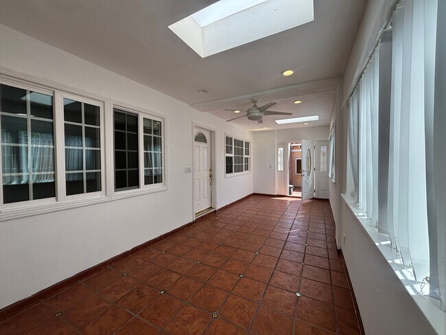 Building Photo - Charming 2-Bedroom Home with 2-Car Garage in Chula Vista